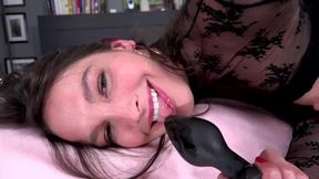 Katrina Colt's Intimate Session:&#x5145;&#x65A5;&#x5B54;&#x6D1E;&#x7684;&#x9E21;&#x5DF4;&#x548C;&#x73A9;&#x5177;&#x72C2;&#x6B22;