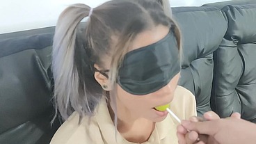 Engañando a Mi Primita Inocente Con Un Experimento Social y La Termino Follando Se Corre a Chorros