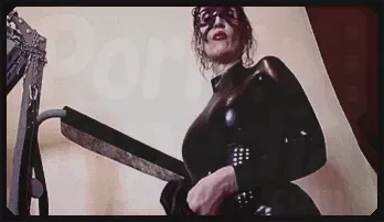 Latex Mistress Eva Late BDSM Domination