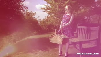 Ella Hughes Takes a British Beef to the Streets