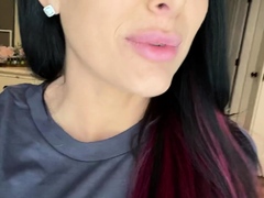 Horny Webcam Babe Solo Masturbation