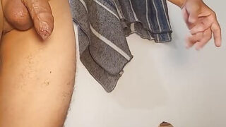 O latină matură amator futută în cur