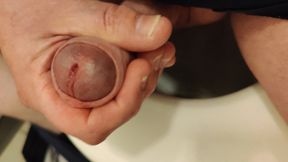 Being horny, having fun and my cock makes noises when Jerking,