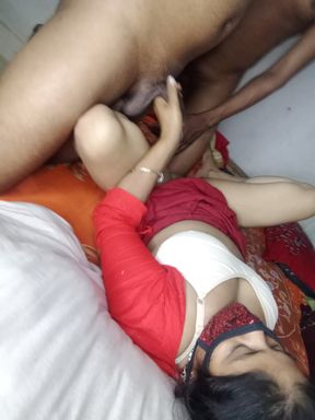 Desi Horny bindu bhabhi Fucking with desi boy Hot Romance With DESI BOY HARDCORE SEX (HINDI AUDIO)