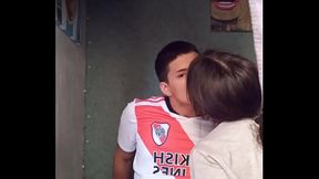 futbolista es Masturbado y tragado con la boca