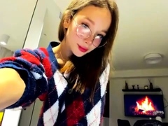 Ellie leen chaturbate