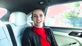 ”Claudia, 26 years old, pastry chef in Lille!”