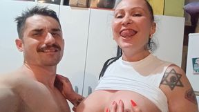 me deliciando com o pau do jovem sarado