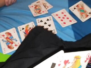 Homemade : mother I'd like to fuck Francaise mariée libertine perd au undress poker, elle doit me vider complètement