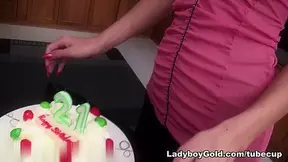 LadyboyGold Clip: Happy Birthday Bow