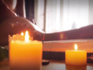 That babe Paid For A Massage, Instead The Masseur Screws Her And Cums Inside Her