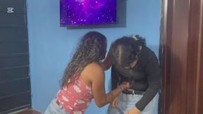 Vientre castigado: La derrota de mi amiga elegante