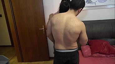 Threesome con la Brenda Pecados Trans latina viene sottomessa da due giovani italiani