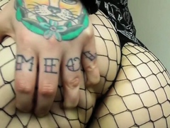 Big-Ass Tattooed Amateur's Solo Webcam Show