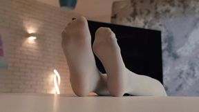 Amazing Life Under Rose - Gray Pantyhose - HD 2560x1440