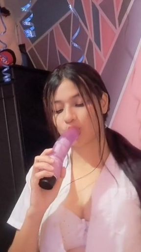 Girl Masturbates in Her Grandparents House