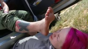 Car foot mat slave