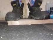 Box Stomp Trample & Crush, flattened under a board by my 89kg size 11 boots 👣👣