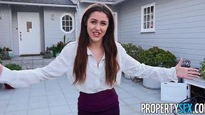 Latina convinces picky homebuyer with blowjob, cowgirl, doggystyle, and cumshot