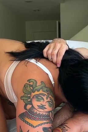 Roxanne Roselle Is a Curvy Goddess