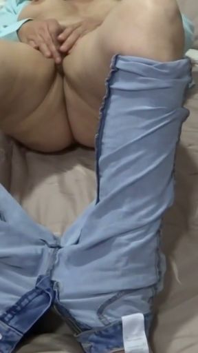 I put my hand under my jeans and start touching myself while watching porn   Clip 2