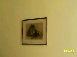 AMATEUR TURKISH MAID HAVING SEX