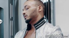 Muscular black gay Dillon Diaz solo jacks off his BBC