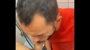 Oral bem gostoso com macho da pica cheia de leite