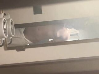 FTM 6'0" shower time, recent hotel, tall trans dude