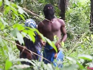 Bulky butt queen take the blind neighbor to the bush for some old school sex