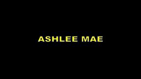 ashlee mae deep throats mike hunt to facial cumshot