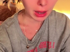 Solo girls masturbate until orgasm for