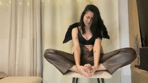 SunnyBunny as an angel in leather pants, farting before going out to a party - WMV