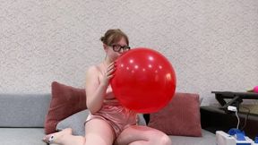 Delya’s Red Blow2Pop Explosion