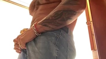 POV big muscle pornstar spiting in you mouth until you suck it