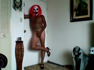 demented pantyhose clown