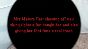 Mrs Mature Feet receives a gift