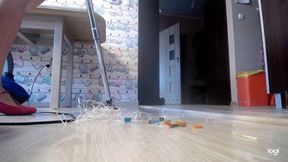 I am vacuuming in high heels sexy outfit and wet hair mp4