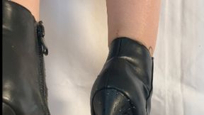 A crushing dream comes true - Foodcrush, POV and underglass views in Buffalo Ankle Boots - HD