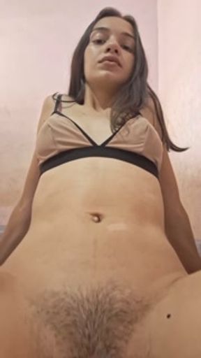 I can't stand the urge to cum, come fuck me