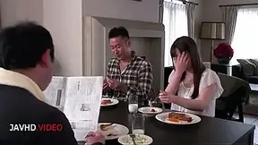 Curvy Japanese housewife gives turned on oral