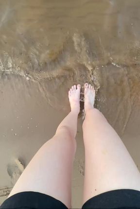 worship goddess big perfect feet