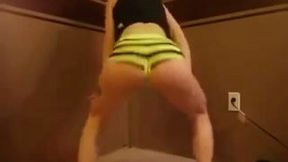 Amazing twerking solo show with my cute ex girlfriend