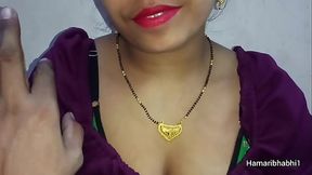 Bhabhi ki panty ko Lund Pe Lapet kar Choda. Indian Desi Bhabhi hardcore sex.