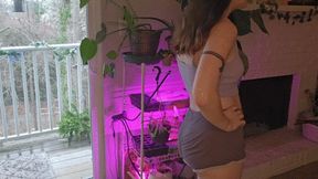 Giantess Teasing and Butt Crush