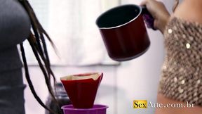 amigas descobrindo que sao lesbicas - lambendo buceta, gostosas, sexo, casada - pucca devil