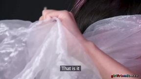 Never tried bondage before so her best friend shows her - Girlfriends XXX