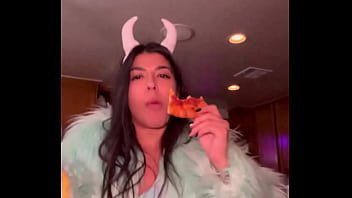 I&rsquo_m actually a pizza eating monster disguised as a hot girl. Thanks for the invite/party AJonesXXX
