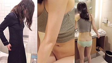 Pissing scene(Japanese slender girl)