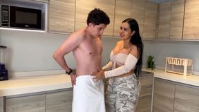 I Hire a Maid to Satisfy My Husband's Wishes and Mine-la Lucero